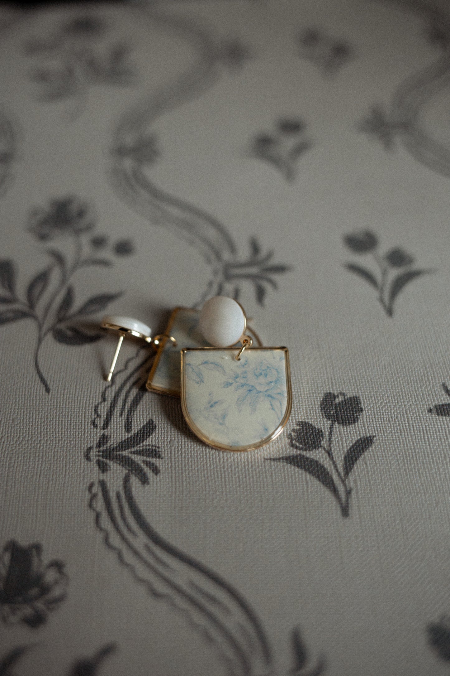 Rose Tea Floral Earring
