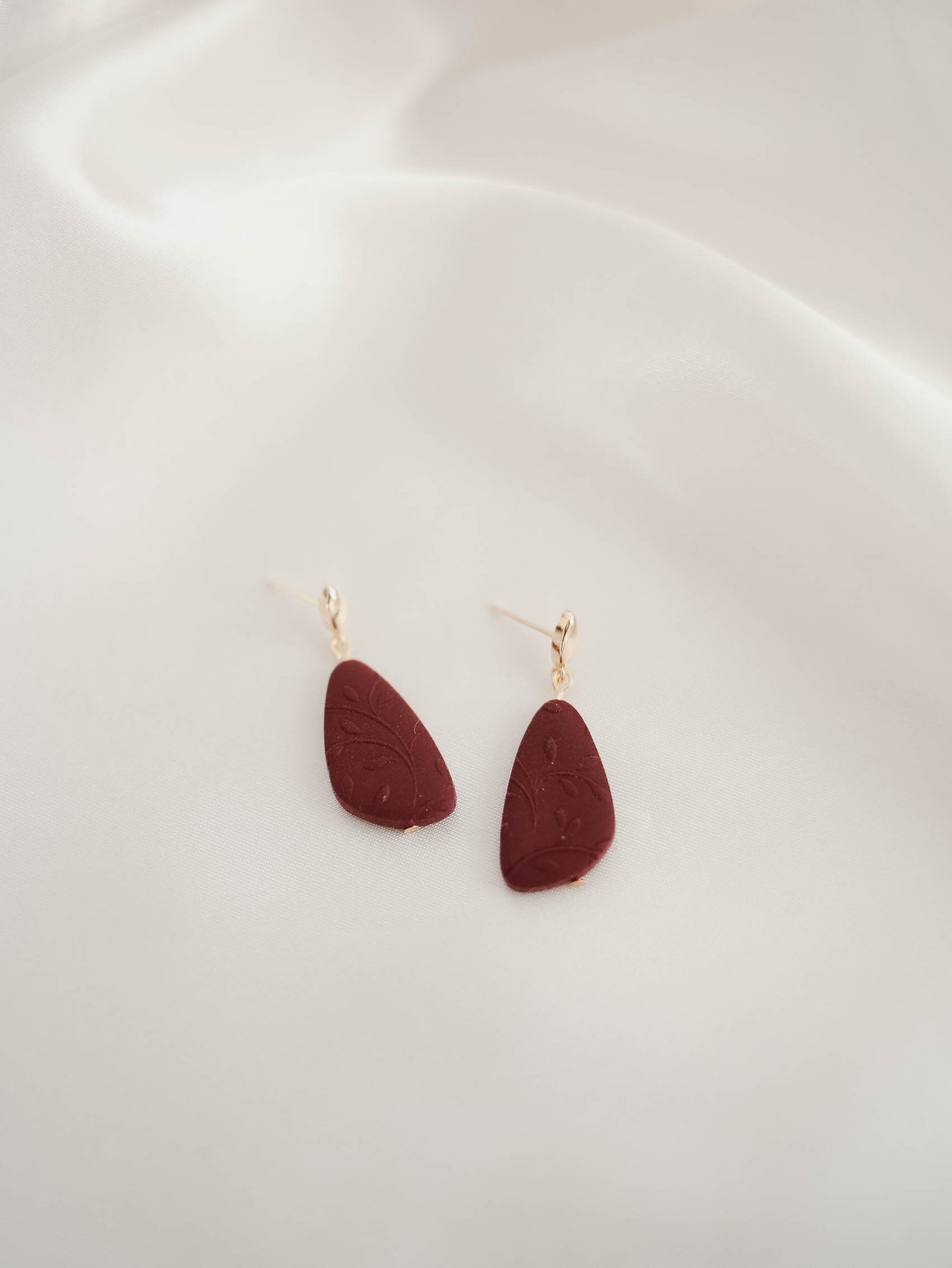 Noelle Earrings in Deep Red