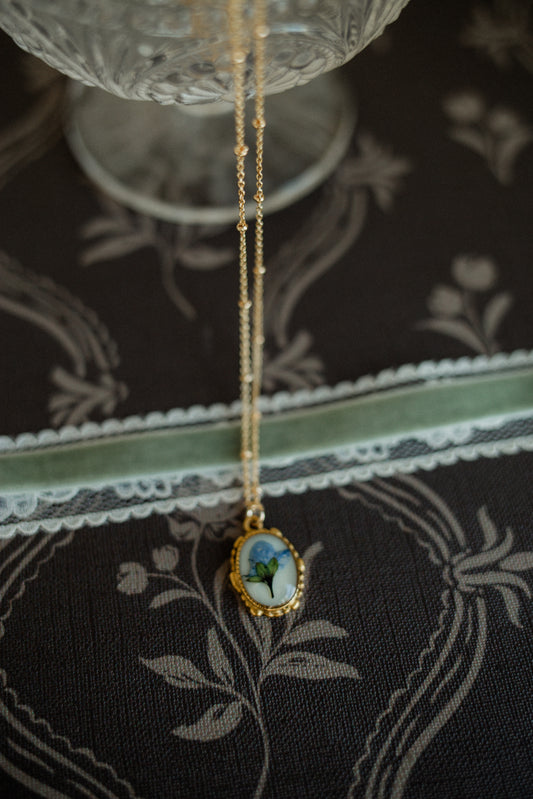 Belle Necklace | In winter Blues