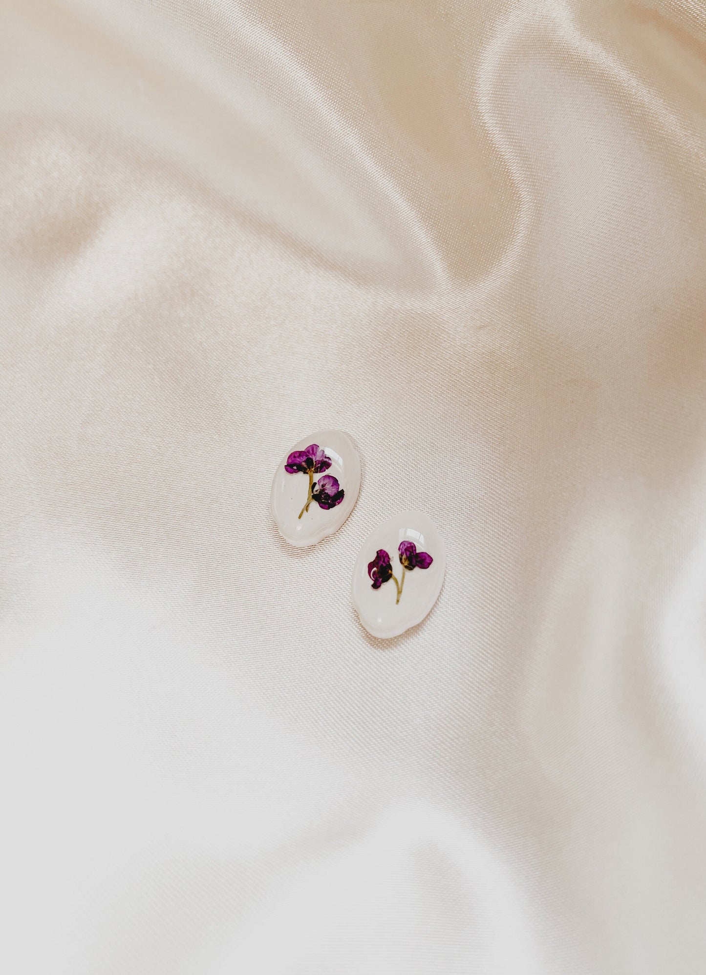 Vintage Wildflower Studs | Pressed Flower earrings | pressed flower jewelry | Real Wildflower Earrings